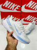 NIKE WINFLO 9 OFF WHITE AND BLUE