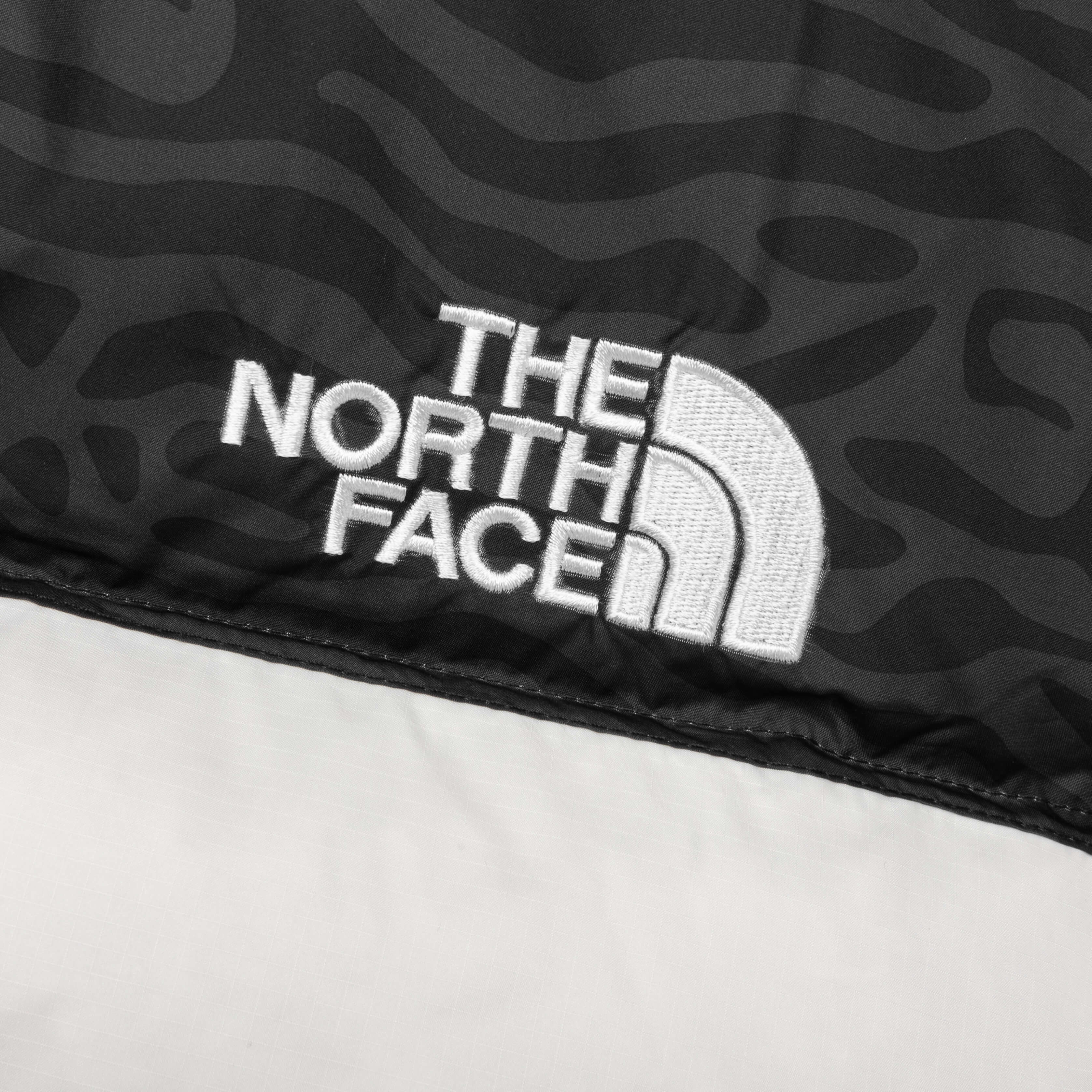 1996 Retro Nuptse Jacket White Dune