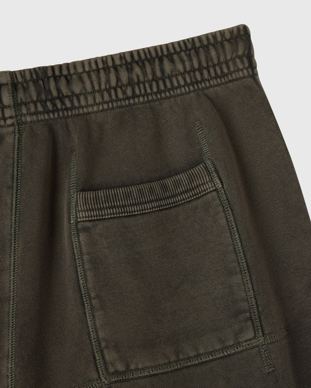 Muskoka Sweatpant Deep Olive
