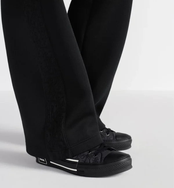 B23 League High Top Sneaker