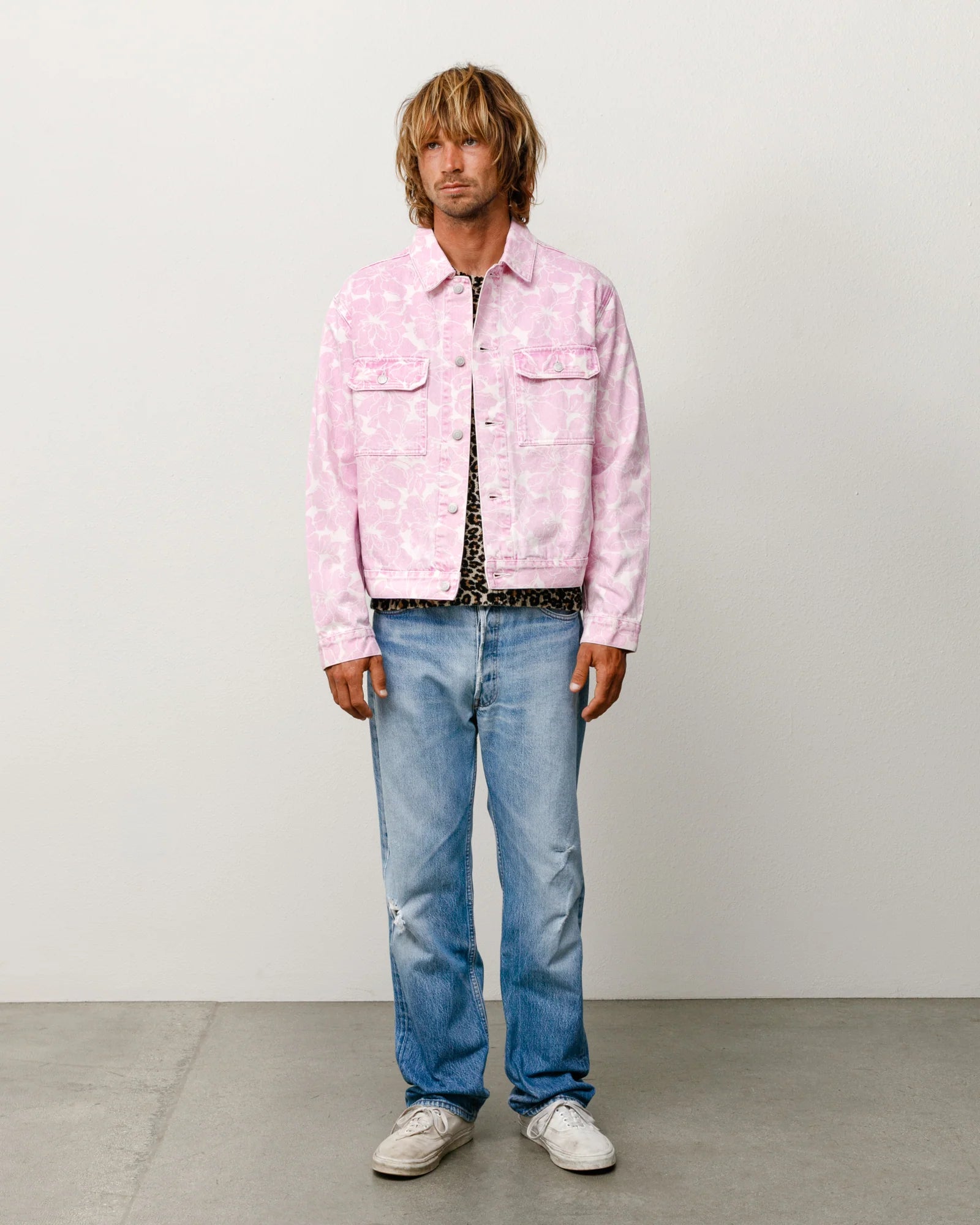 DENIM TRUCKER JACKET