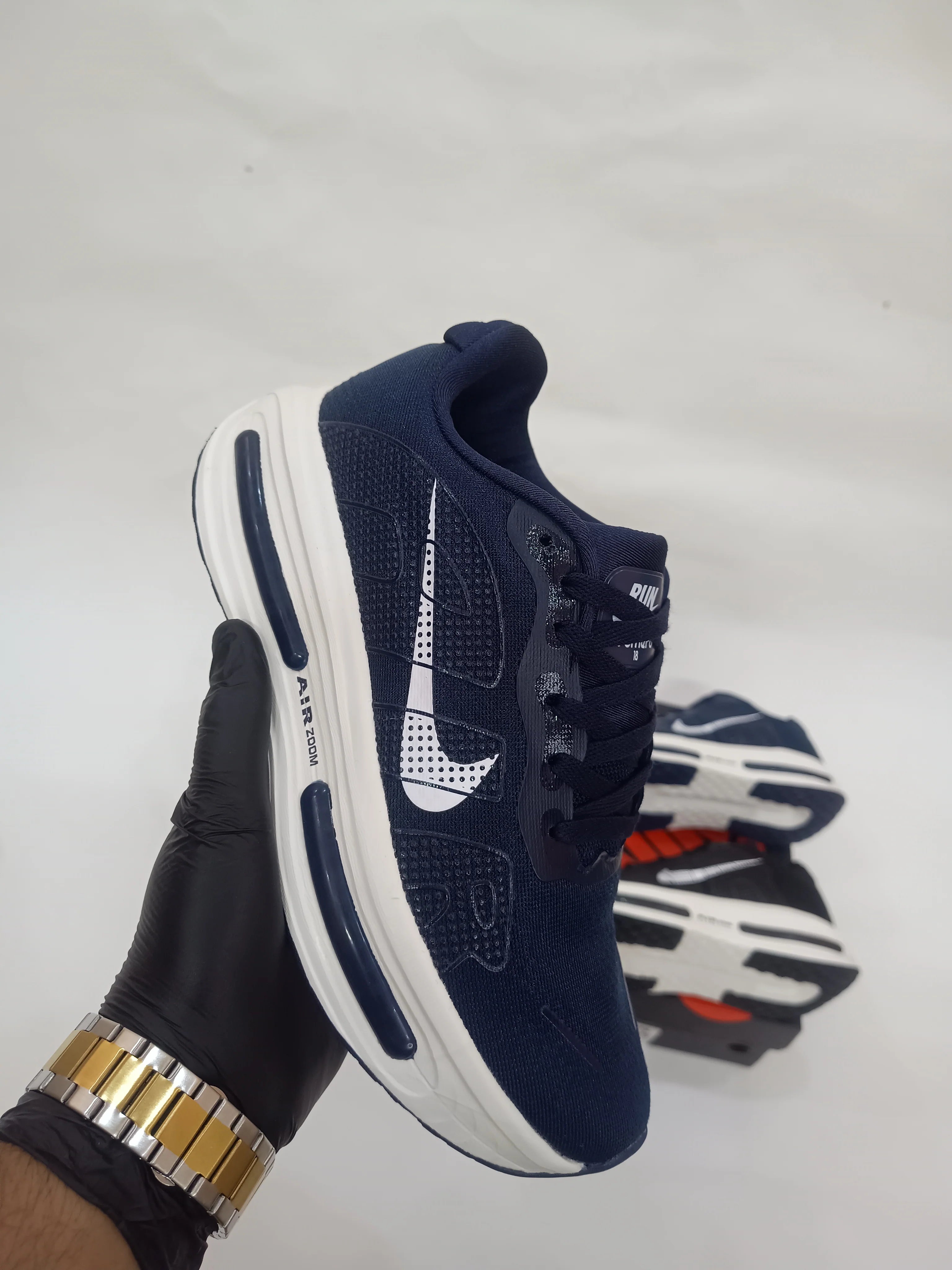 NIKE AIR ZOOM BLUE AND WHITE