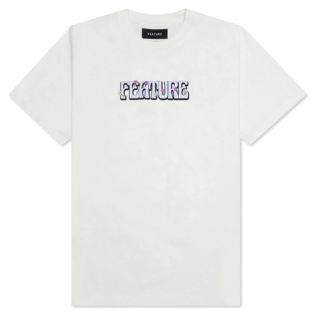 Celebrate Women Tee Marshmallow